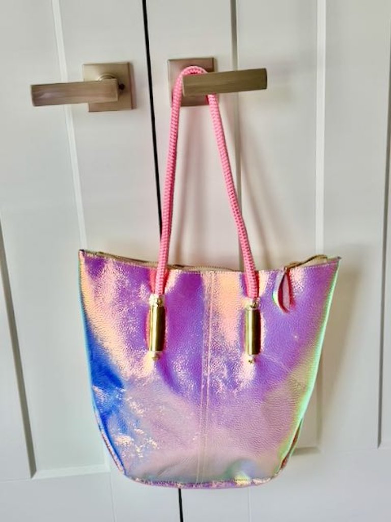 Wildwood Oyster Co. Zip Tote In Purple Opal (Limited Edition)